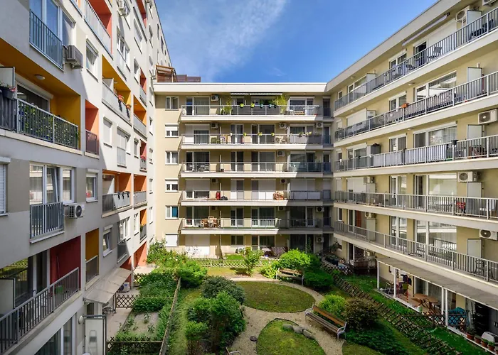Call It - With Free Parking Appartamento Budapest